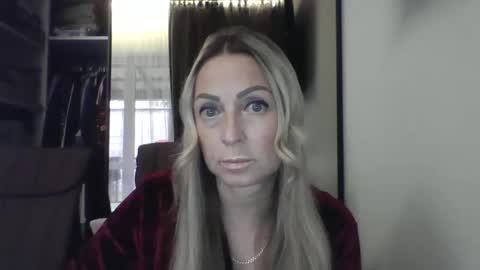 Iren online show from October 29, 8:38 am