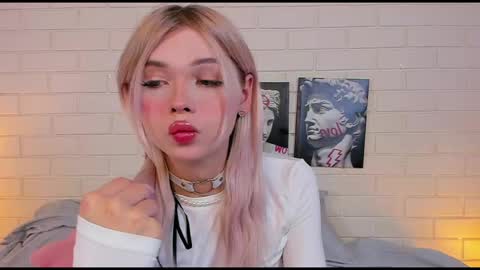 blondy_fina online show from October 20, 5:12 am