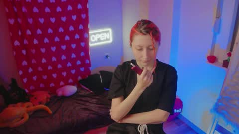 Bloom online show from February 16, 2:48 pm