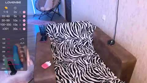 blooming_soul online show from September 12, 8:38 am