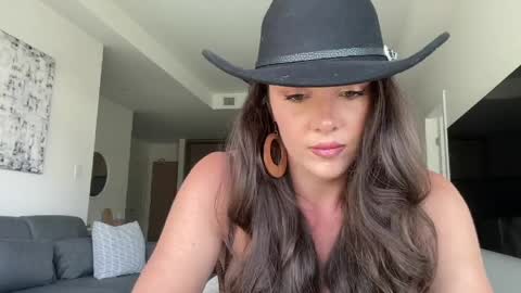 Emma Bloom online show from May 9, 9:43 pm