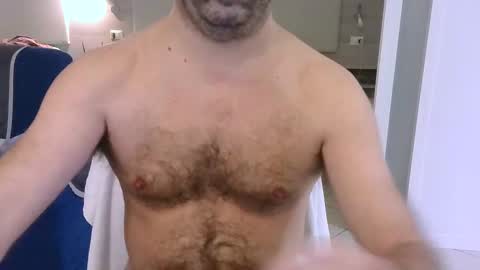 Snapshot of blop99 chatting on December 11, 10:06 pm Blop online show from December 11, 10:06 pm