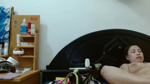 blowy079 online show from March 1, 2:05 am