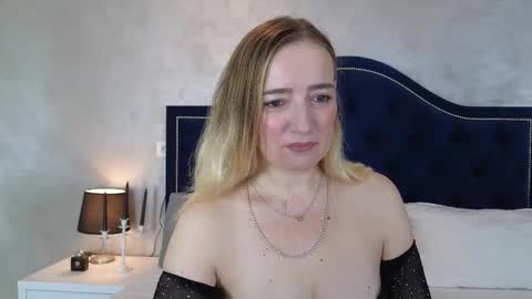 blue_angel_sweet online show from October 6, 3:35 am