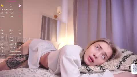 Adeline online show from February 12, 5:55 am