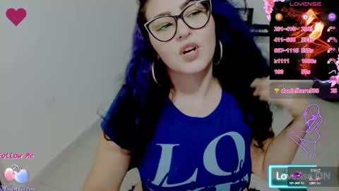 Snapshot of blue_dance chatting on October 20, 4:39 am susan  online show from October 20, 4:39 am