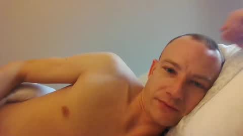 blue_eyes_888 online show from January 6, 4:13 pm