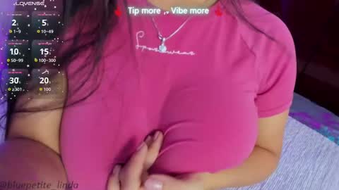 Linda  online show from October 7, 6:26 pm