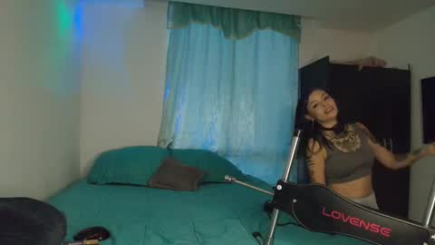 Alice bleu for friends  online show from March 9, 11:09 pm