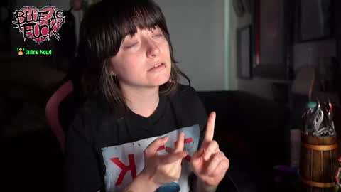 Blue online show from April 17, 2:47 am