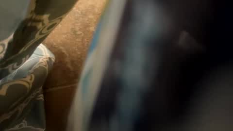 Snapshot of blueboxx6 chatting on September 12, 1:02 pm blueboxx6 online show from September 12, 1:02 pm