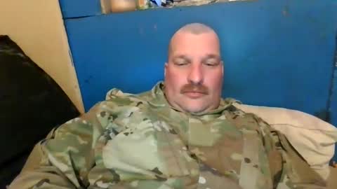 bluedemoneyes1986 online show from March 9, 11:46 pm