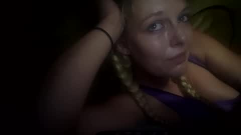 bluedream904 online show from May 24, 2:30 am
