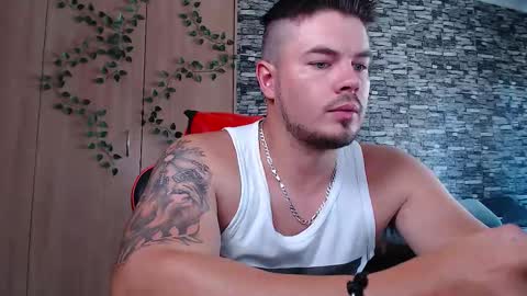 blueeyeboy0 online show from January 13, 9:06 am