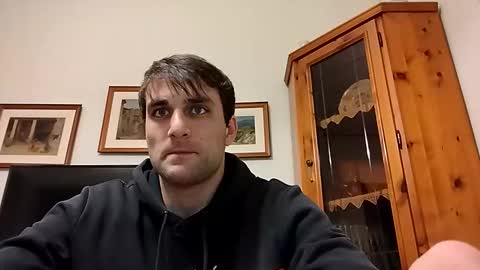 bluejoee online show from April 18, 11:45 am