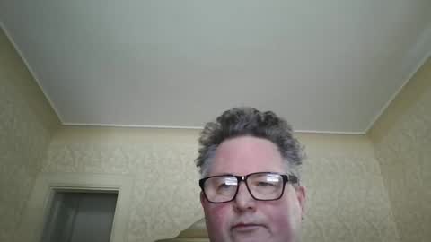 bluemoose70 online show from February 5, 5:09 pm