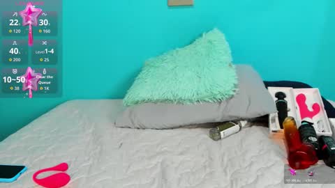 Violette 3 online show from December 16, 6:03 pm