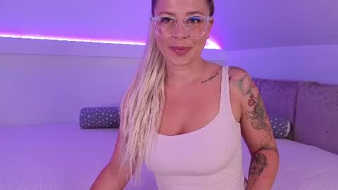 Kate online show from August 6, 3:37 am