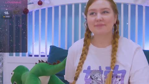 Snapshot of blush_ellie chatting on January 5, 4:48 pm Ellie3 online show from January 5, 4:48 pm