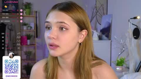 Erica online show from March 11, 8:42 pm