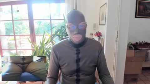 SlaveRobert online show from October 19, 11:48 am