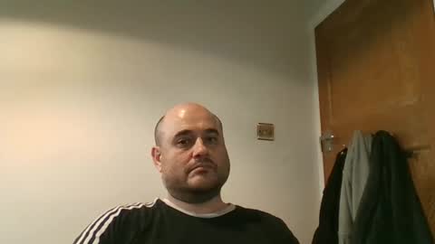 Snapshot of bobabator chatting on October 13, 3:03 pm bobabator online show from October 13, 3:03 pm