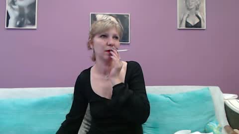 Snapshot of bobandchris33 chatting on March 9, 3:27 pm SlutWife online show from March 9, 3:27 pm