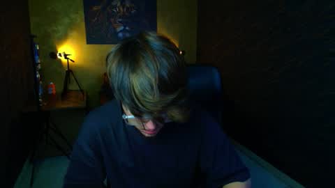 BodhiHayes online show from April 5, 4:53 am