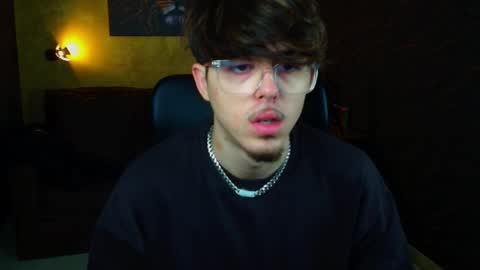 BodhiHayes online show from March 30, 5:18 am