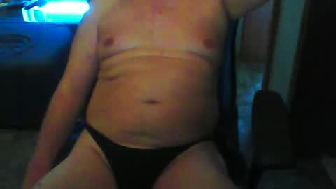 Snapshot of bodyminds82 chatting on October 19, 7:24 am Mr String online show from October 19, 7:24 am
