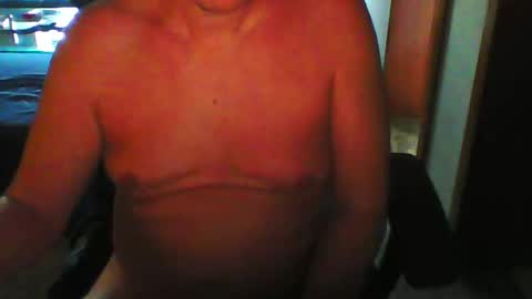 Snapshot of bodyminds82 chatting on October 3, 10:23 am Mr String online show from October 3, 10:23 am