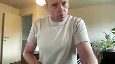 ask me online show from October 17, 8:51 am