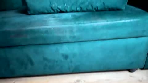 Nail and Olivia online show from December 19, 11:27 am