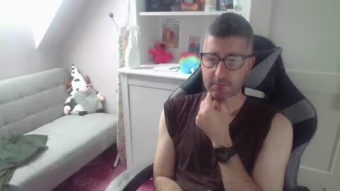 bojanin online show from May 17, 10:13 am