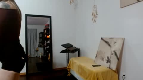 BombshellBaeby online show from November 5, 4:36 am