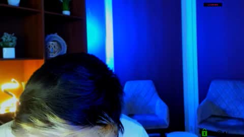 bondi_vv online show from November 23, 10:52 pm