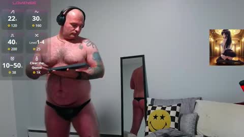 Snapshot of bongolian chatting on October 26, 4:35 am SkullBone online show from October 26, 4:35 am