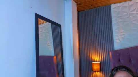 bonnali_lune online show from March 23, 4:06 am