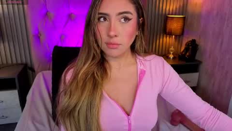 bonnali_lune online show from May 8, 5:57 am