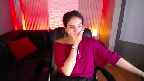 bonnali_lune online show from July 22, 4:25 am