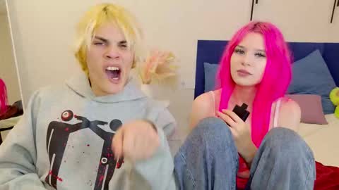Snapshot of bonnie_and_c1yde chatting on October 6, 5:31 pm Jessy Mark online show from October 6, 5:31 pm