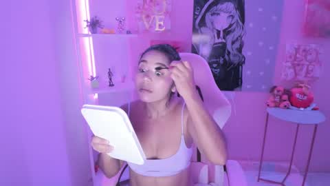 Bonnie online show from March 1, 7:04 pm