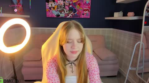 Bonnie online show from April 18, 11:49 pm