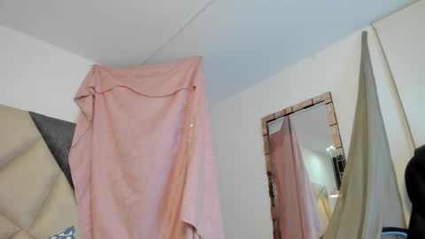   online show from February 6, 12:25 am