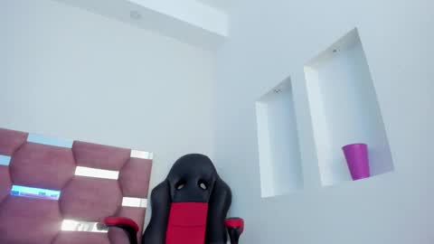 Booniee online show from December 2, 3:49 am