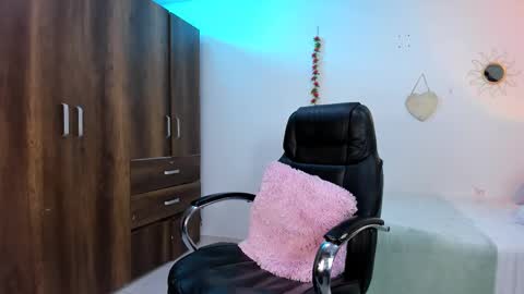 sofia  online show from January 10, 3:23 am