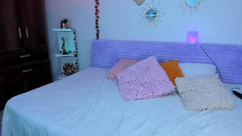 sofia  online show from July 2, 2:42 am