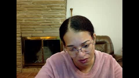 Queen Bon Vivantt online show from November 10, 1:58 pm