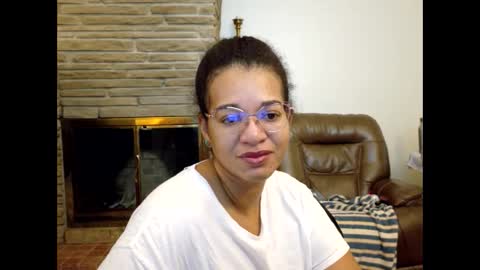 Queen Bon Vivantt online show from November 7, 2:52 pm