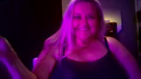 Ashlie Haines online show from May 9, 7:25 am